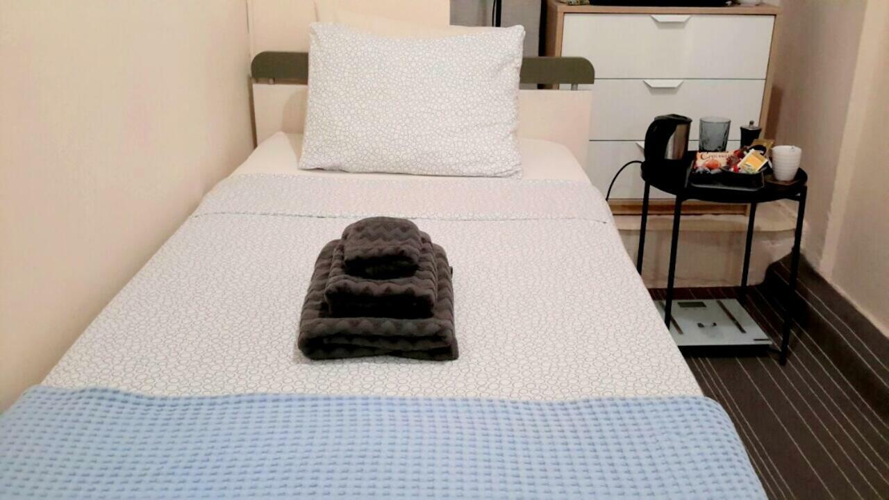Apartamento Georgias House 7 Min From Athens Airport Artemida  Exterior foto